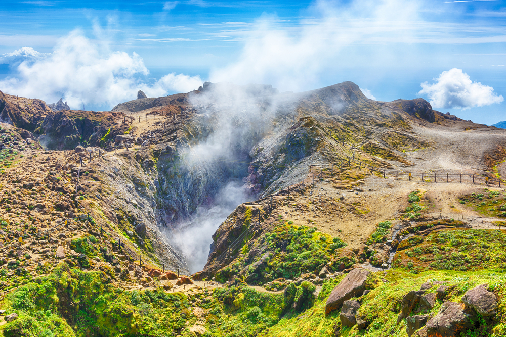 Sulphur Springs Park in st lucia (Soufriere volcano)