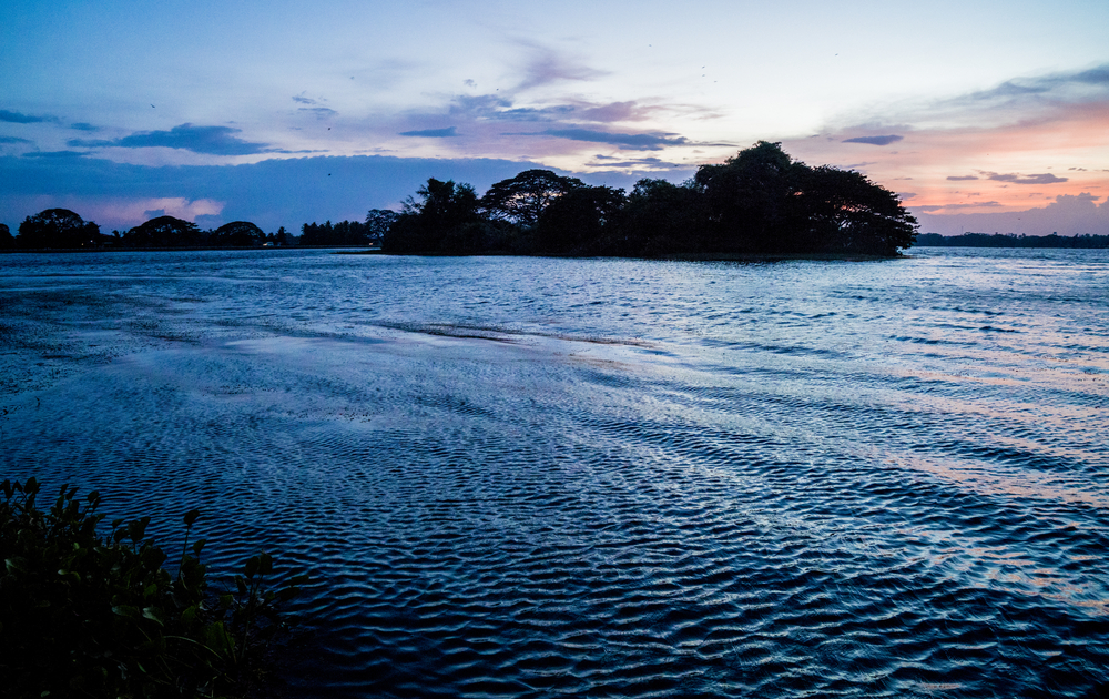 sri lanka beach