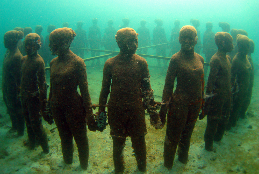 underwater sculptures park in grenada