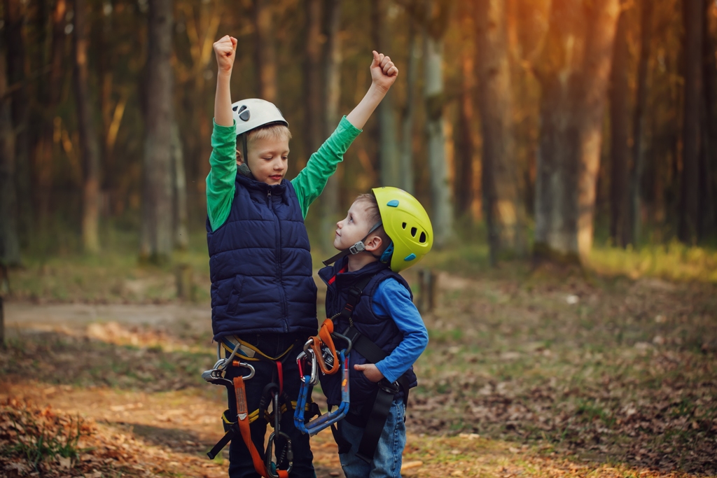 kids in an outdoor adventure in orlando