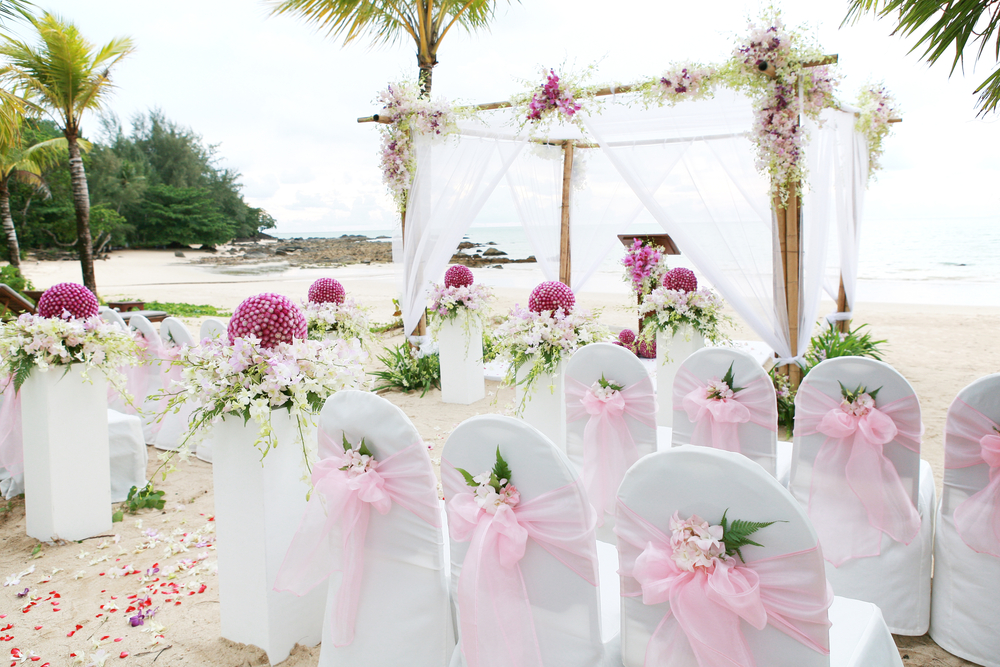 beach wedding in st lucia