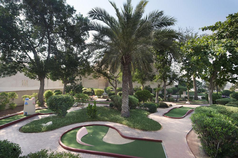 5 Hilton Al Hamra Beach & Golf Resort Ras Al Khaimah