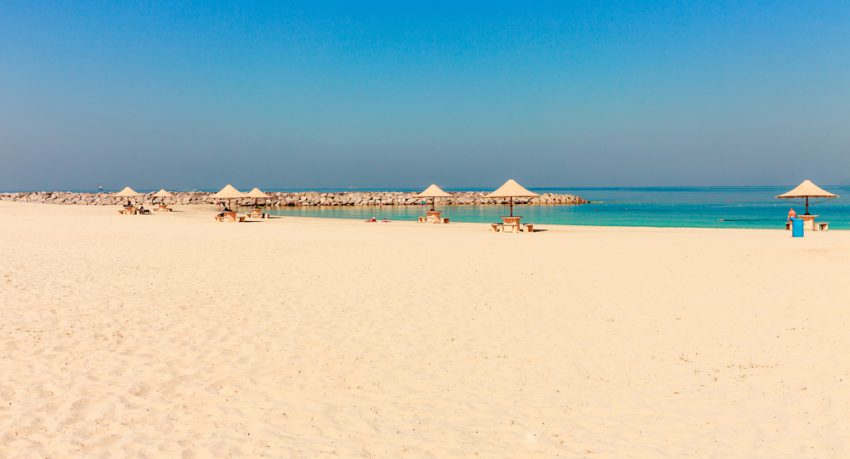 mamzar beach in dubai