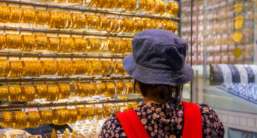 tourist at Dubai's gold souk