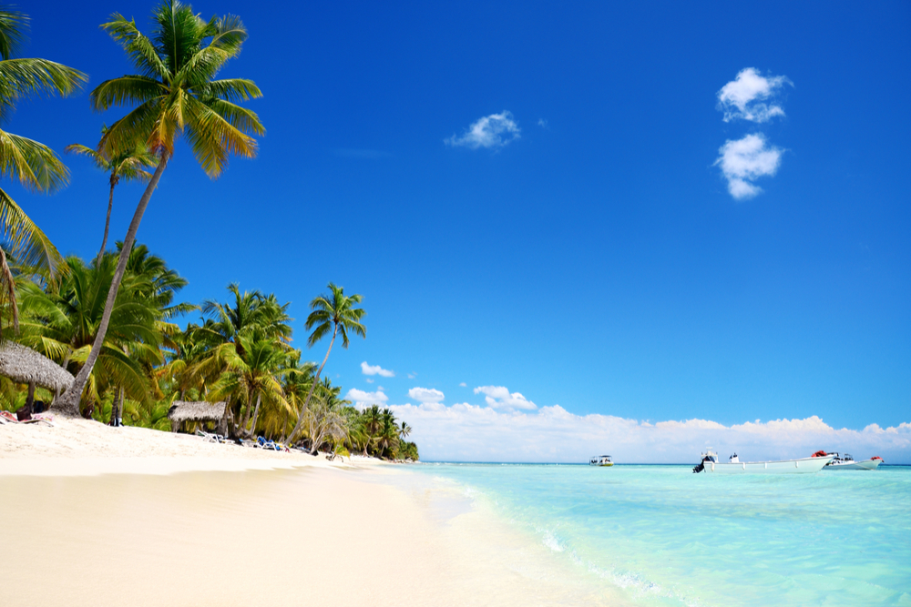 Where To Enjoy The Beach In February Holiday Genie Blog